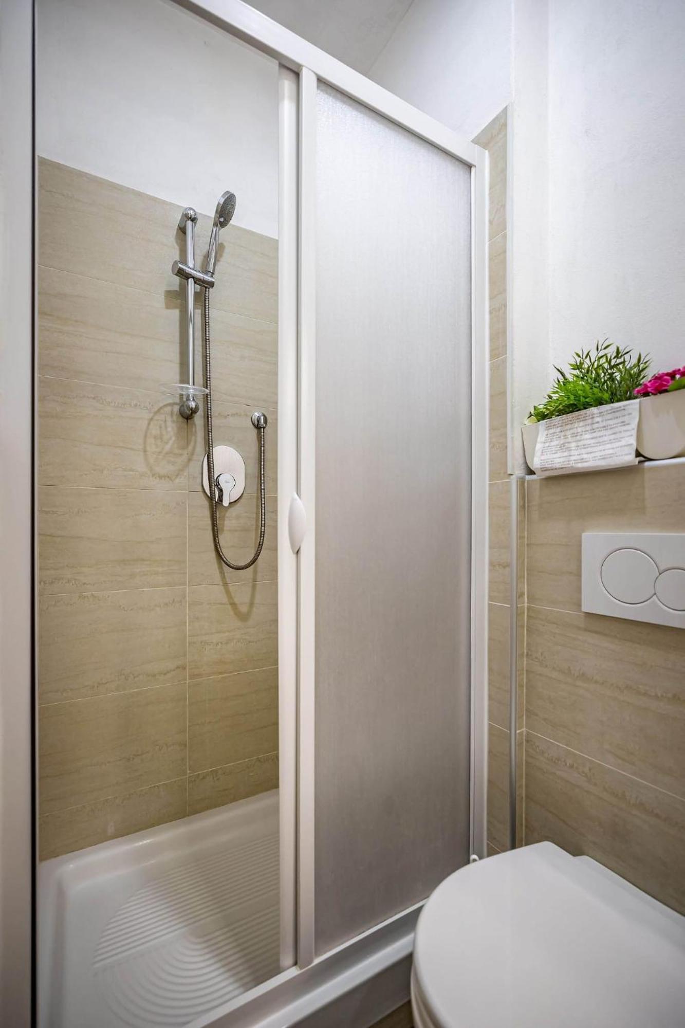 Il Viaggiator Leggero Bed & Breakfast Floransa Dış mekan fotoğraf
